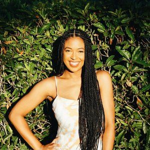 Meet your Posher, Aisha